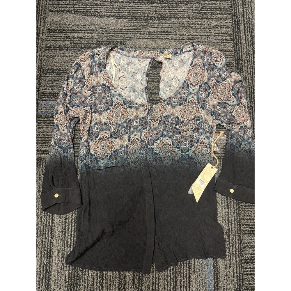 Gimmicks BKE BUCKLE women's Top Indie Boho Artsy Gypsy Lace 3/4 Sleeve Medium